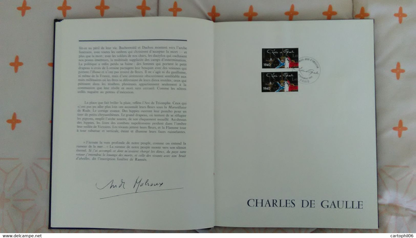 - Livre Philatélique CHARLES DE GAULLE, 12 NOVEMBRE 1970 - DÉDICACE DE L'AUTEUR : Louis-Henri BOUSSEL -