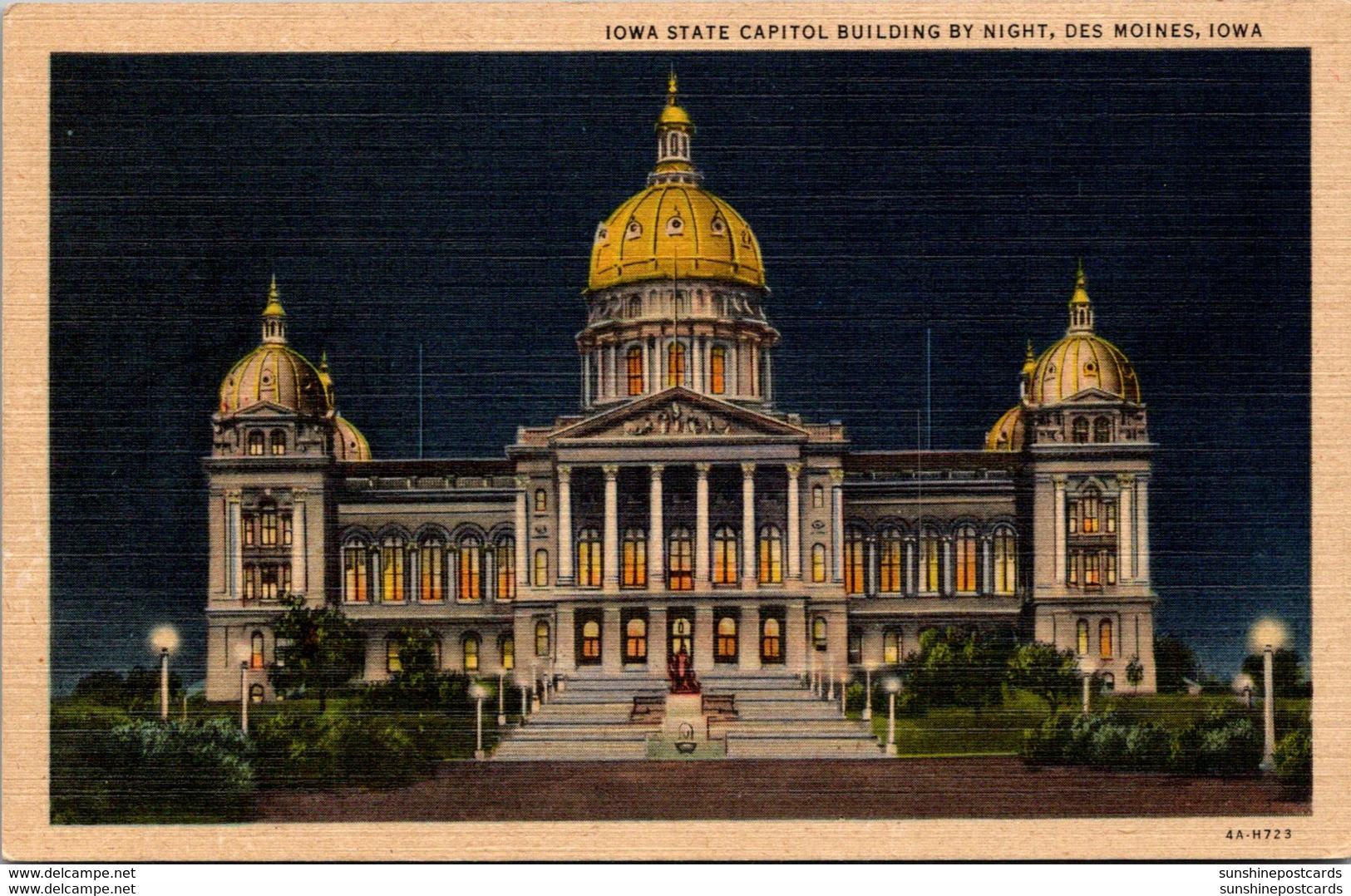 Iowa Des Moines State Capitol Building By Night Curteich - Des Moines