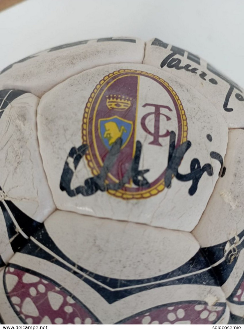 Pallone Torino Calcio, Con Autografi Originali - Con Sauro Tomà L'ultimo Superstite Del Grande Torino Degli Anni '40 - Handtekening