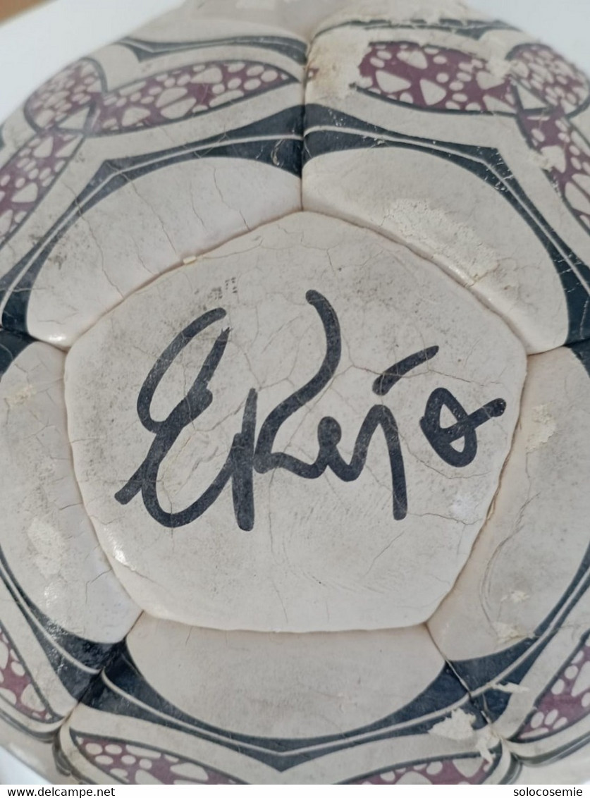 Pallone Torino calcio, con autografi originali - con Sauro Tomà l'ultimo superstite del Grande Torino degli anni '40