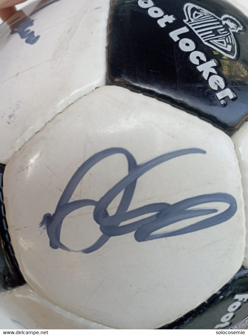 Pallone calcio , con autografi originali