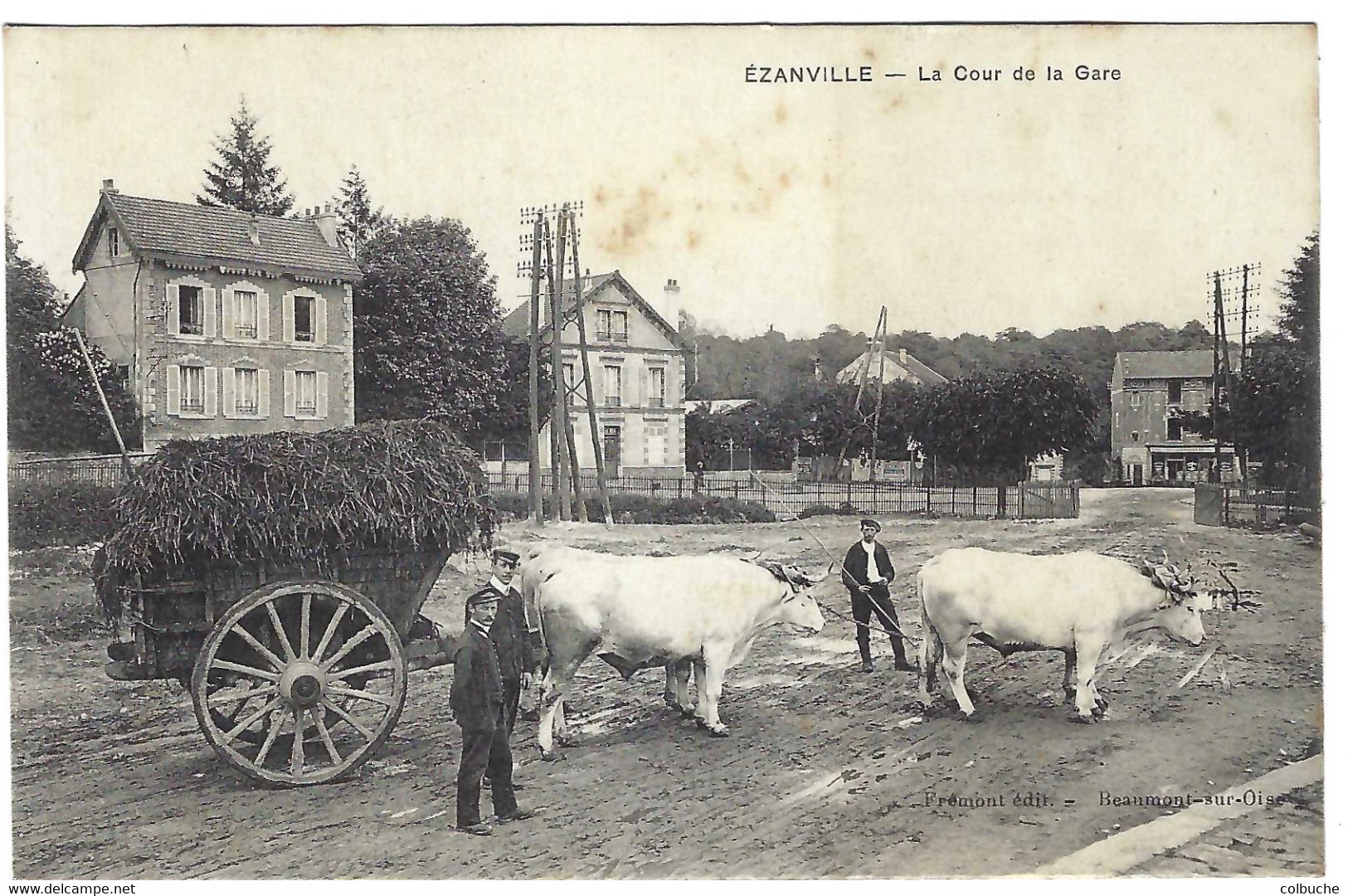 95 - EZANVILLE +++ La Cour De La Gare +++ Attelage De Boeufs En Très Beau Plan +++ - Ezanville