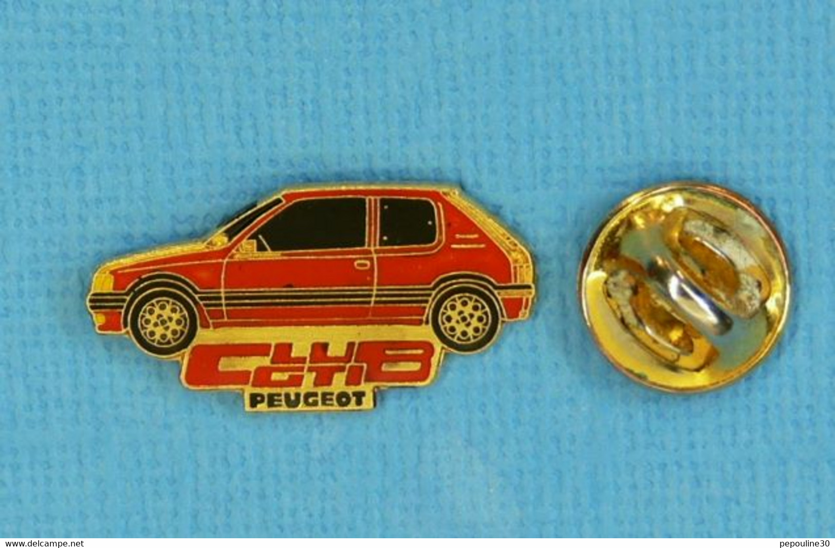 1 PIN'S //  ** CLUB GTI / PEUGEOT 205 GTI ** - Peugeot