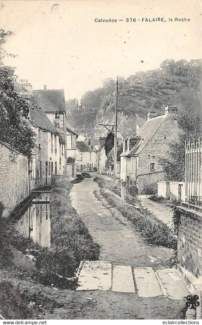 Falaise       14          La Roche      (voir Scan) - Falaise