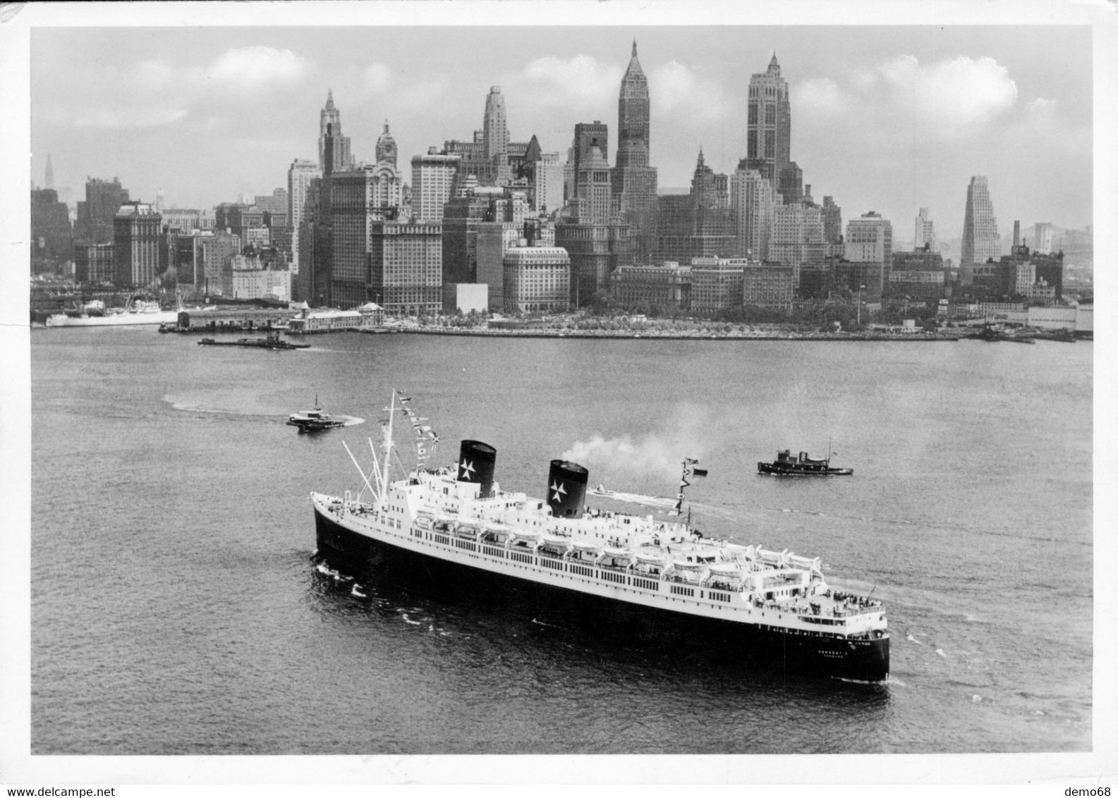 Southampton Paquebot Hanseatic Posted At Sea Posté En Mer Gratte-ciels Great Brittan Royaume Uni England 1962 - Southampton