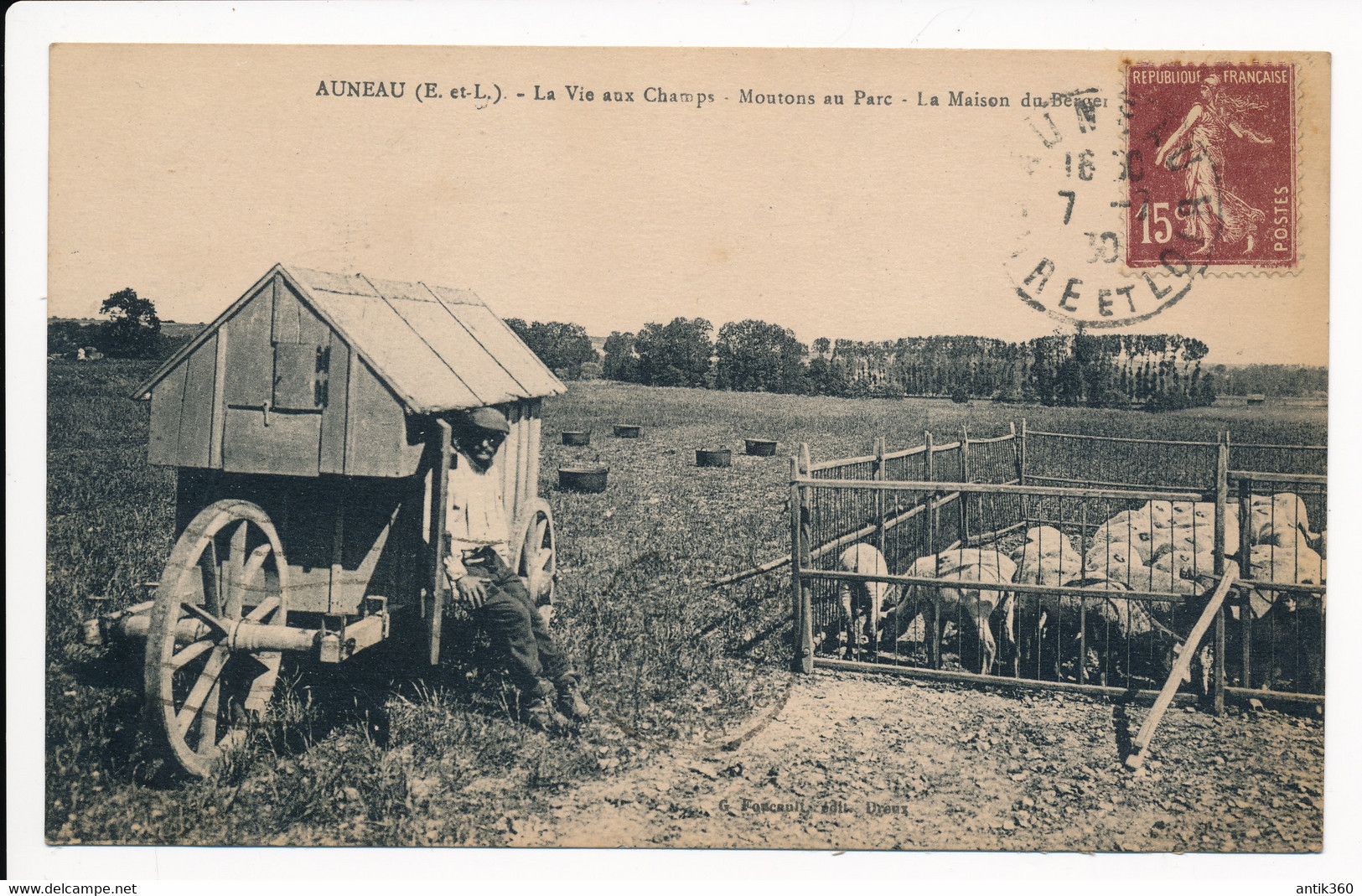 CPA 28 AUNEAU La Vie Aux Champs Moutons Au Parc La Maison Du Berger Roulotte Cabane - Auneau