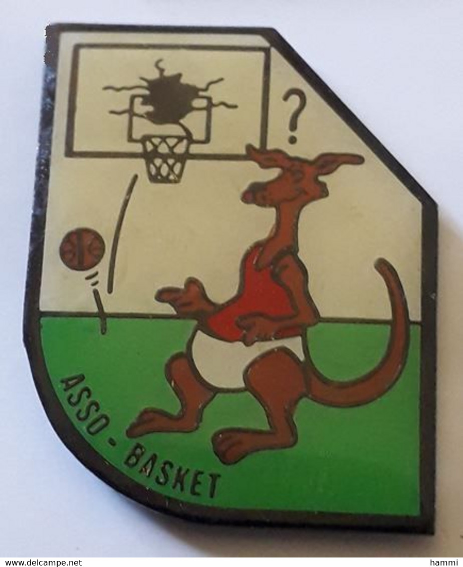 C201 Pin's Kangourou Basket Basketball ASSO Achat Immédiat - Basketball