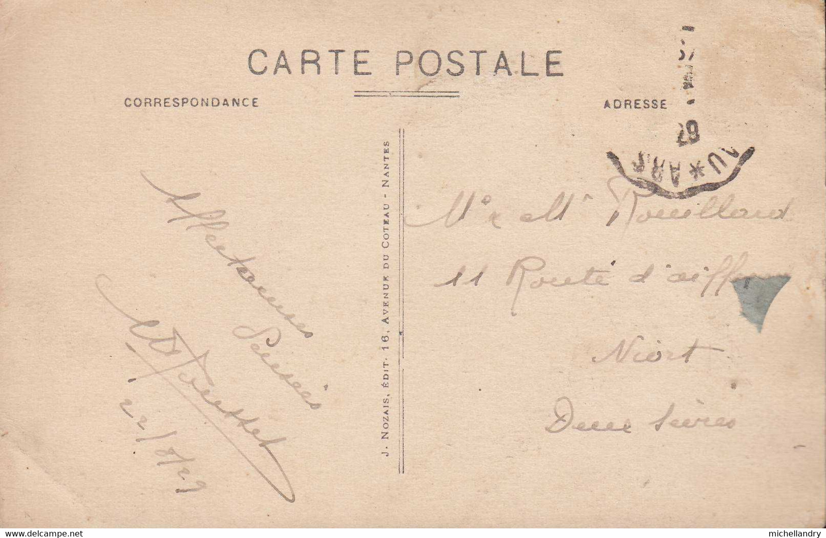 Carte Postal (122247) B/W 109 Ile De RÉ, Un Ane En Culotte, Sans Timbre Avec écriture - Other & Unclassified