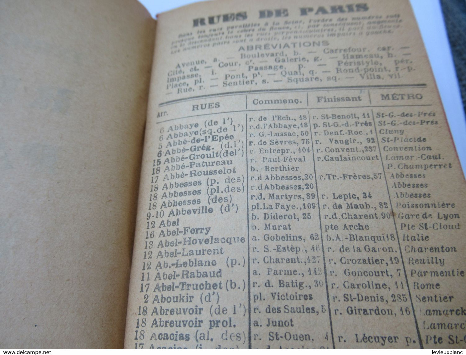 Petit Carnet de Poche/SELECT HAUSSMANN/Indicateur des rues de PARIS/Métro-Tramways-Autobus/Conty/Mellottée/1934   PGC435