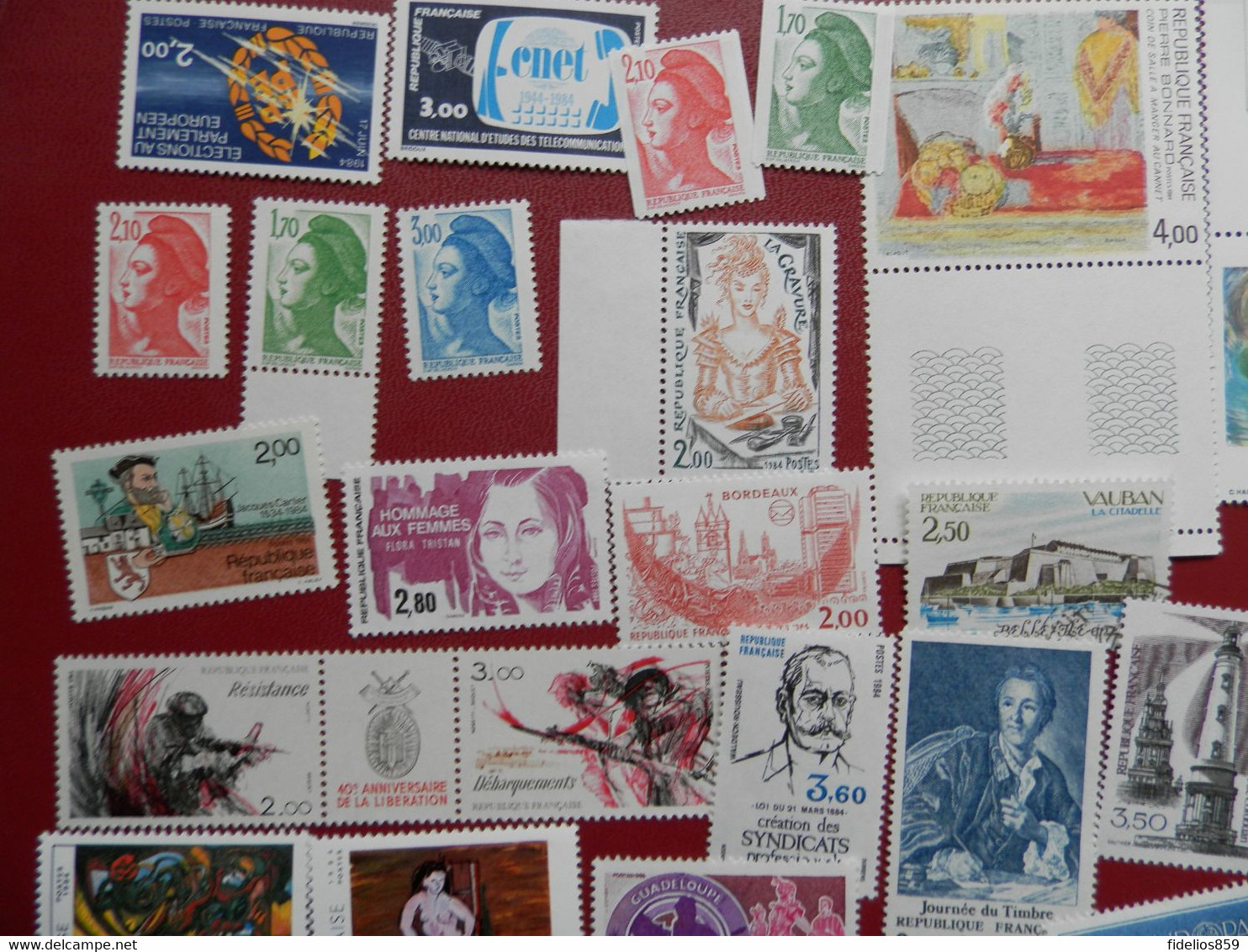 FRANCE ANNEE COMPLETE 1984 SOIT 48 TIMBRES NEUFS SANS CHARNIERE NI TRACE 1ER CHOIX Et 1 OBLITERE  VOIR DETAIL - 1980-1989