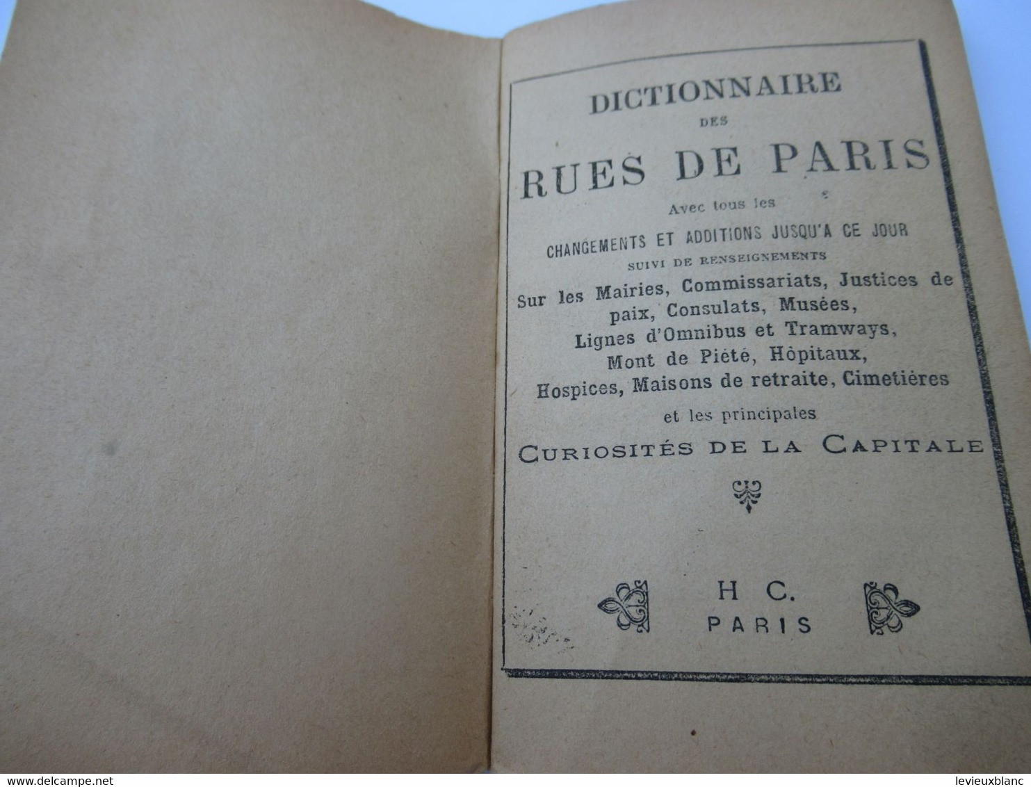 Petit Carnet De Poche/H.C. PARIS/ DICTIONNAIRE Des Rues De PARIS, Avec PLAN /OMNIBUS-TRAMWAYS/ 1897               PGC437 - Toerisme