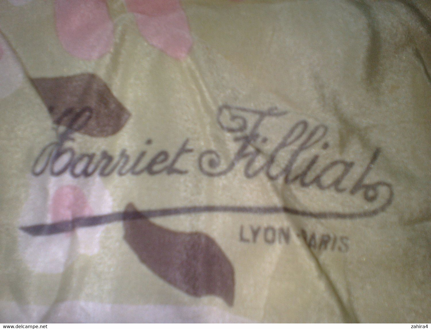 Harriet Fillial Lyon Paris - 350 X 1150 Mm - Fleurs Feuilles - Genre De Soie ? - Hoofddoeken En Sjaals