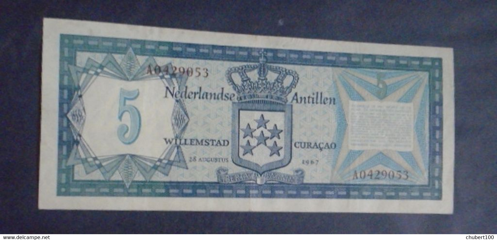 NETHERLANDS ANTILLES, P 8a + 8b ,  5 Gulden  ,  1967 + 1972 , F + EF , 2 Notes - Netherlands Antilles (...-1986)