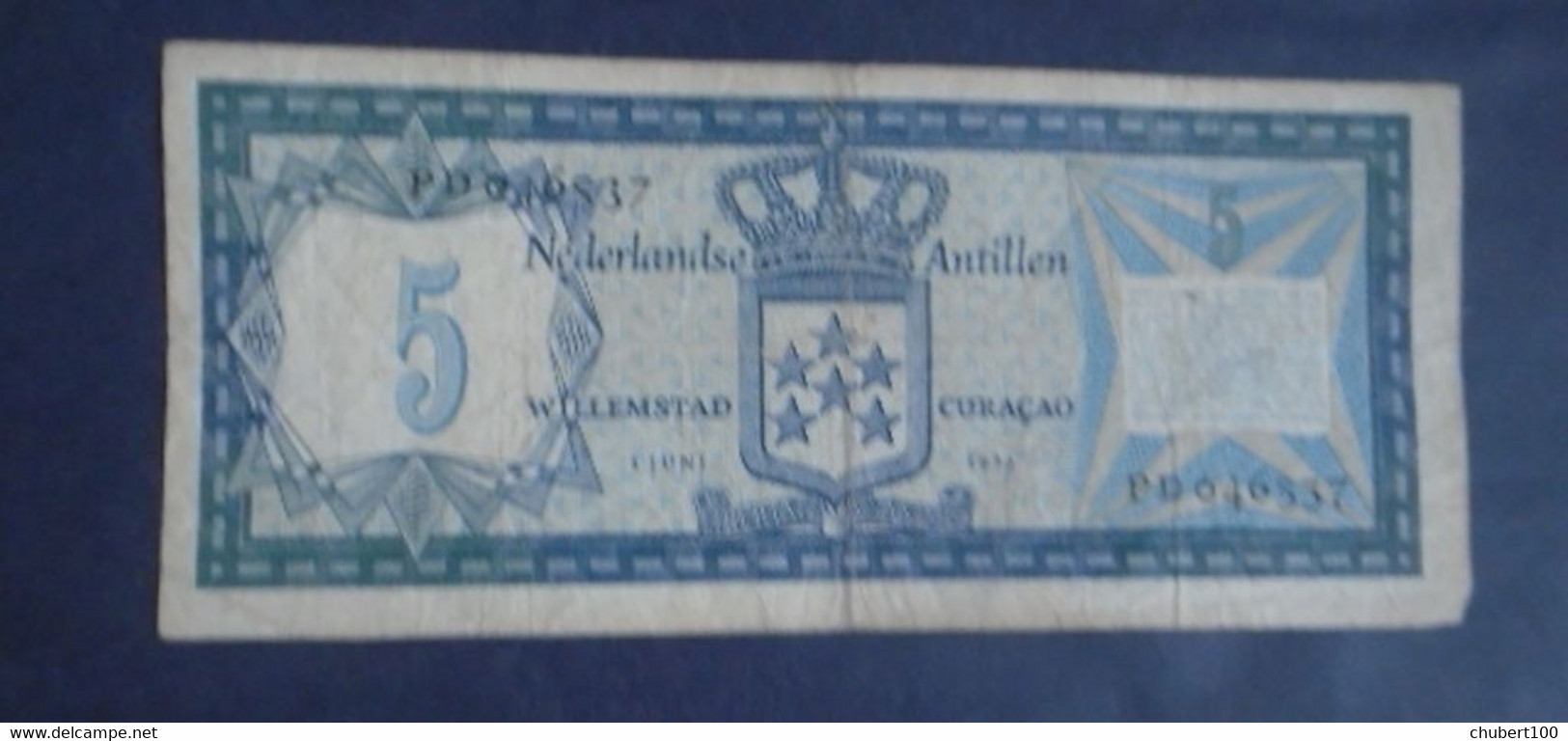 NETHERLANDS ANTILLES, P 8a + 8b ,  5 Gulden  ,  1967 + 1972 , F + EF , 2 Notes - Antille Olandesi (...-1986)