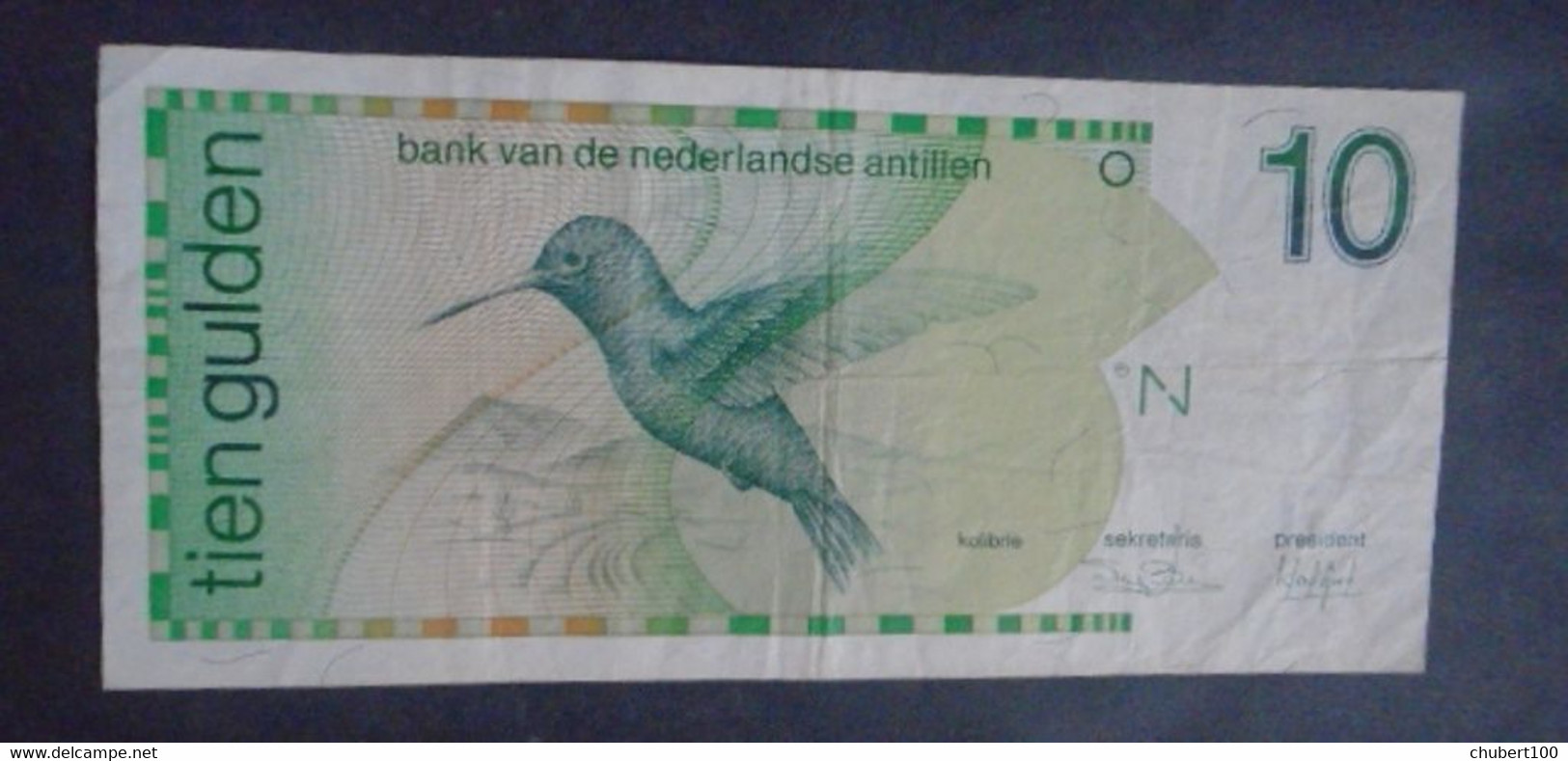NETHERLANDS ANTILLES, P 23a ,  10 Gulden  ,  1986 ,  VF + Almost UNC  Presque Neuf , 2 Notes - Antillas Neerlandesas (...-1986)