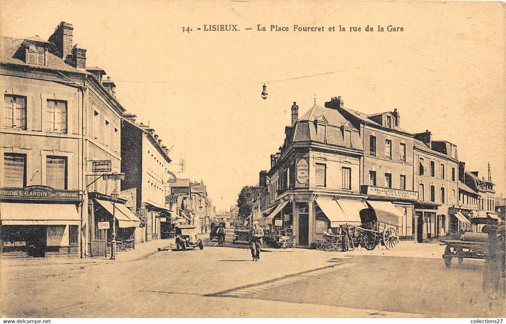 14-LISIEUX- LA PLACE FOURCRET ET LA RUE DE LA GARE - Lisieux