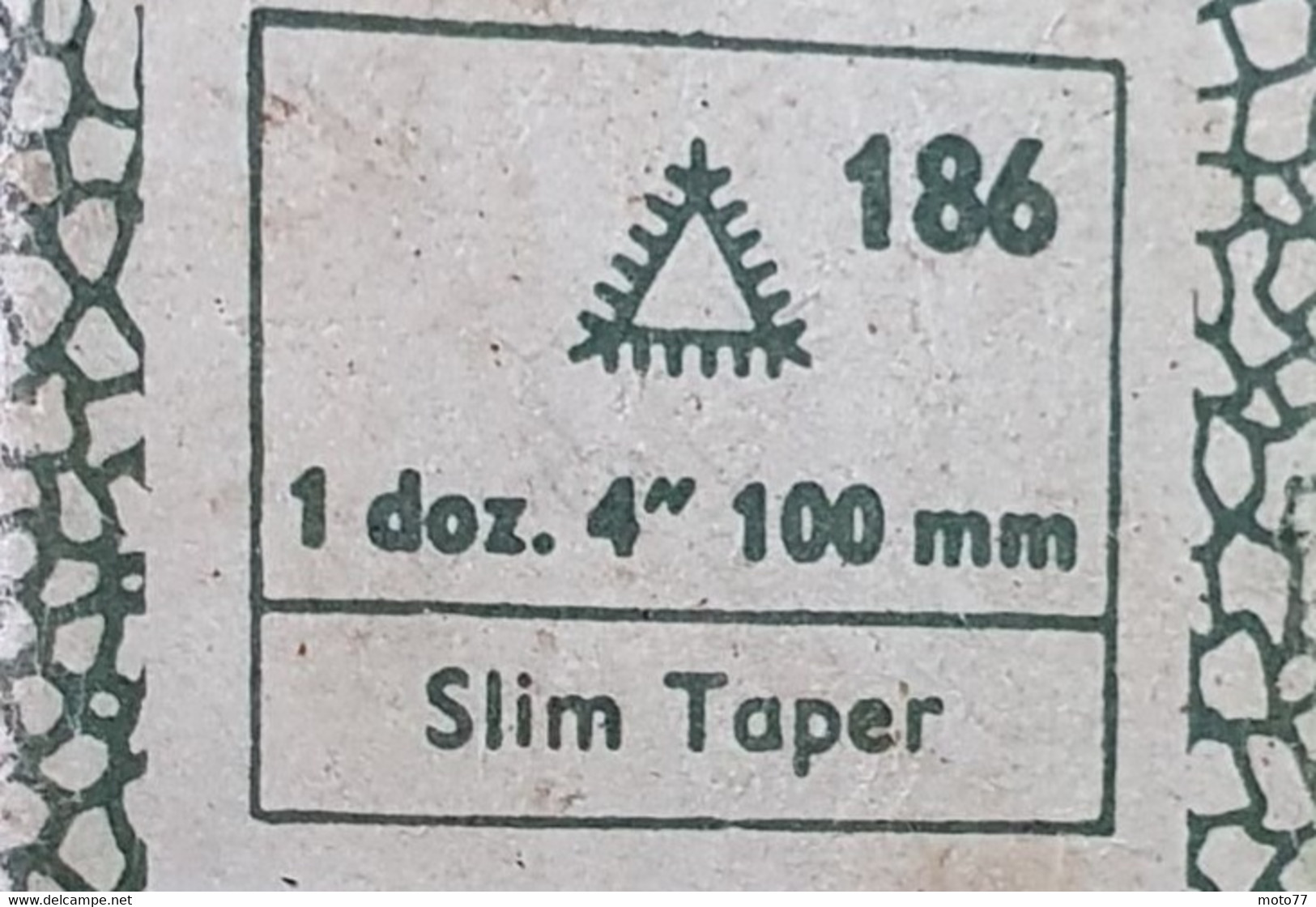 Ancienne Jolie BOITE à OUTILS De Petites LIMES Triangulaires Pour Scies - ÖBERG Lune -" Laissé Dans Son Jus "- Vers 1950 - Otros Aparatos