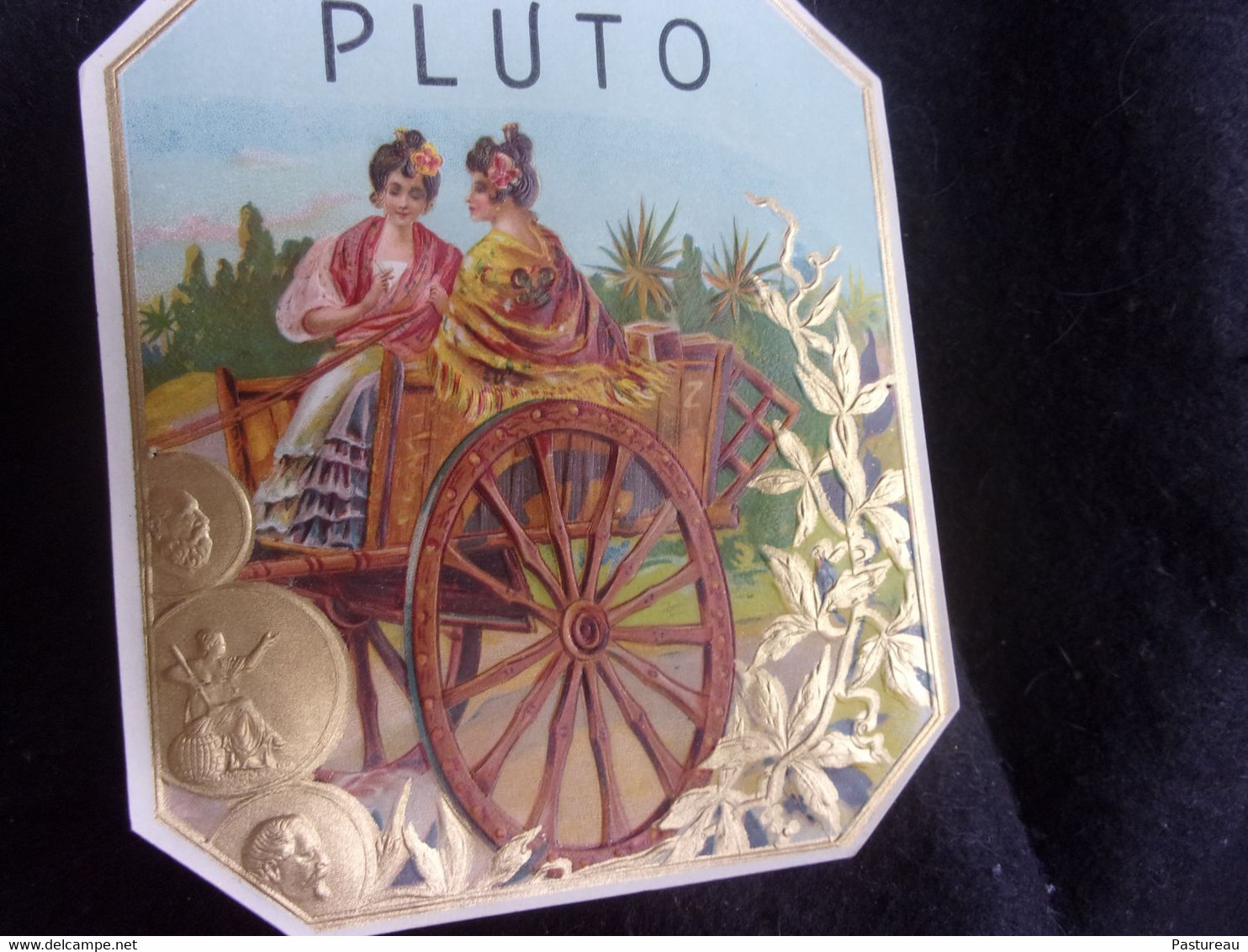 Tabac.Ensemble De 4 Etiquettes Anciennes Pour Boîte à Cigares " Pluto " Gaufré.Dorure.Les Gitanes De Séville .Cigare . - Etichette