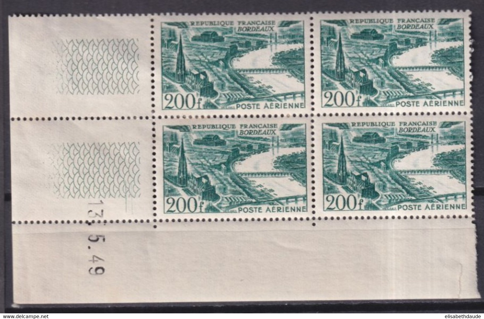 1949 - POSTE AERIENNE - COIN DATE YVERT N° 25 * MH (ADHERENCES SUR GOMME LEGEREMENT ALTEREE) - COTE = 95 EUR. - Poste Aérienne