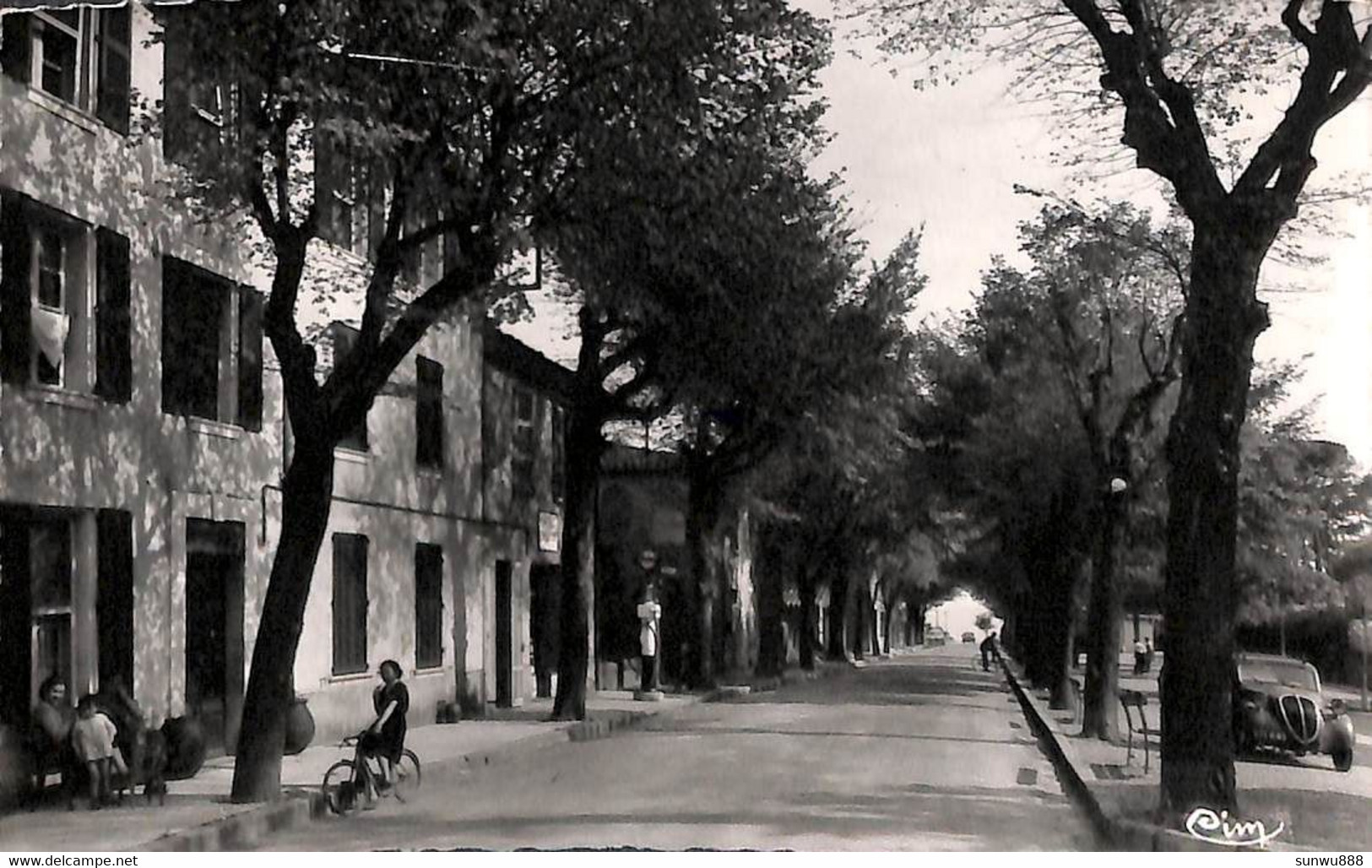 83 - La Garde Freinet - L'Esplanade (Combier 1958) - La Garde Freinet