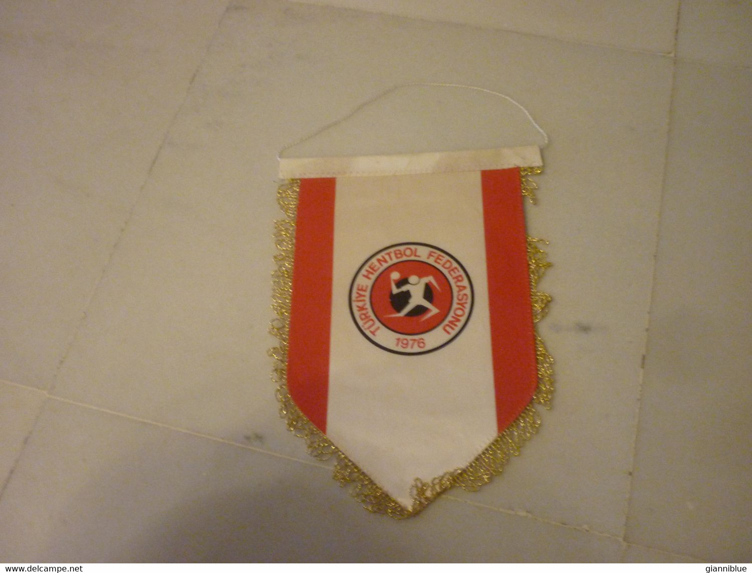 Turkish Handball Federation Turkey Pennant - Handball