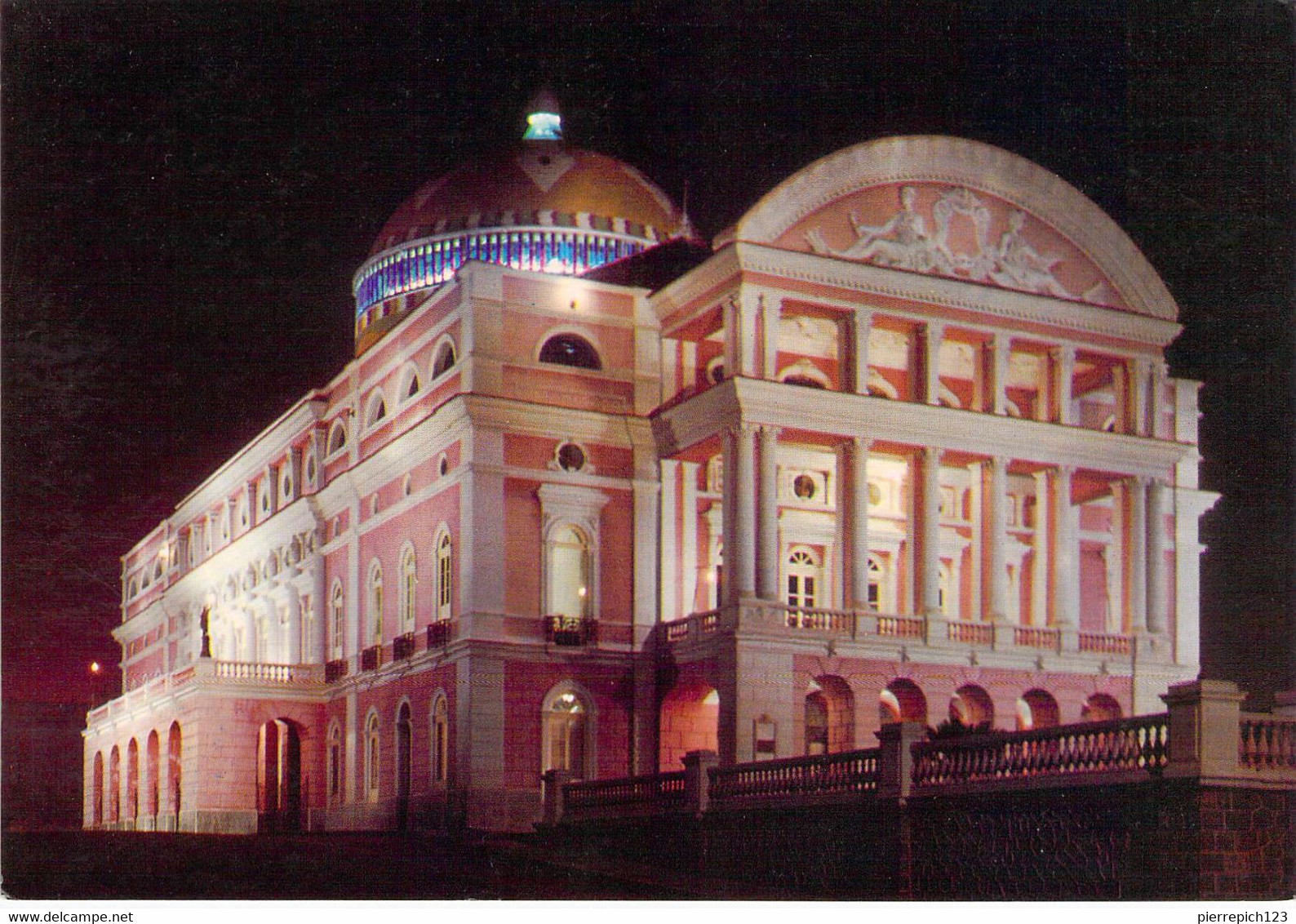 Manaus - Le Théâtre Amazonas - Vue Nocturne - Manaus