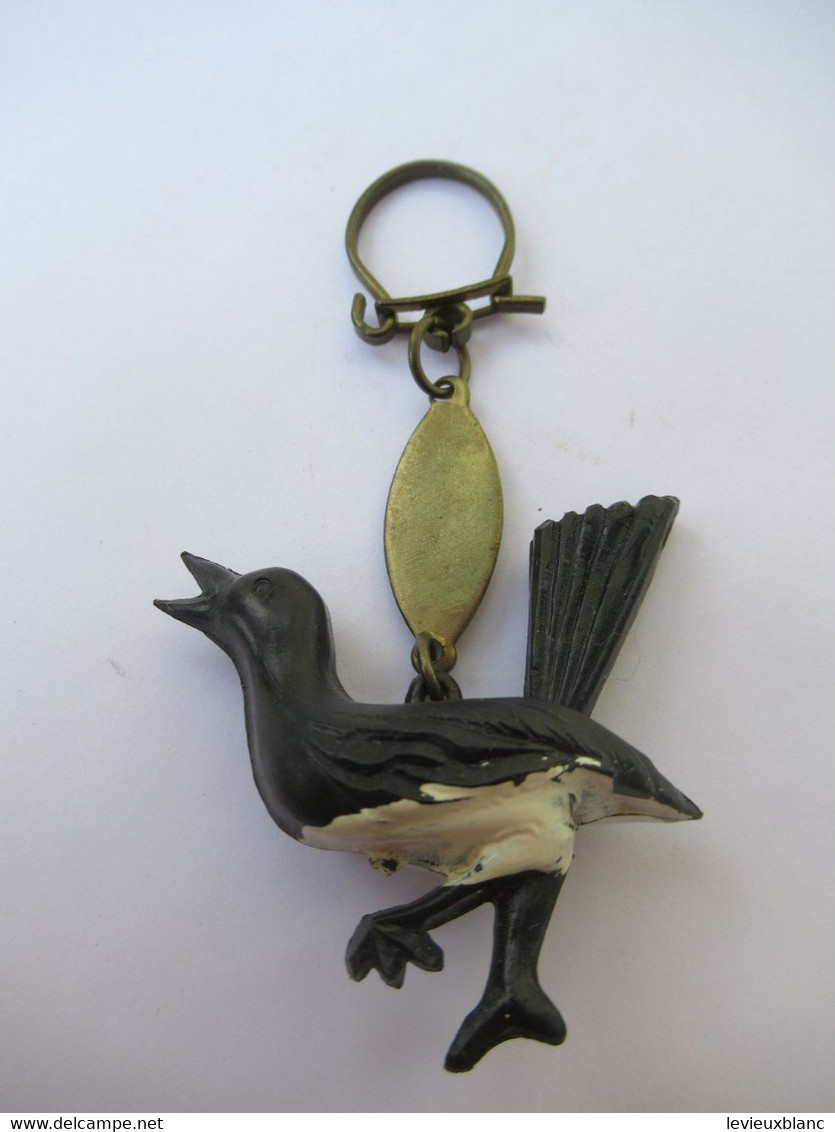 Porte-clé Publicitaire/Confiserie / La PIE Qui Chante/Plastique/ Vers 1960-1970     POC468 - Key-rings