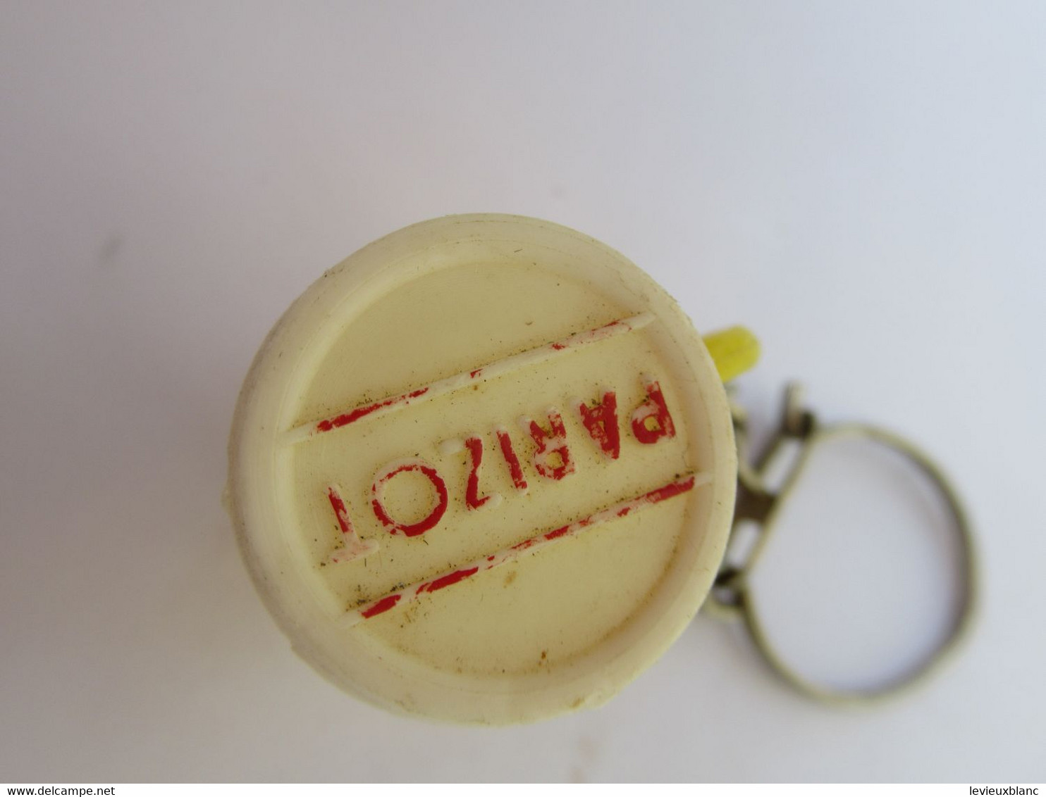 Porte-clé Publicitaire/Moutarde/ PARIZOT/ Petite Chope à Bière/Plastique/ Vers 1960-1970     POC470 - Key-rings