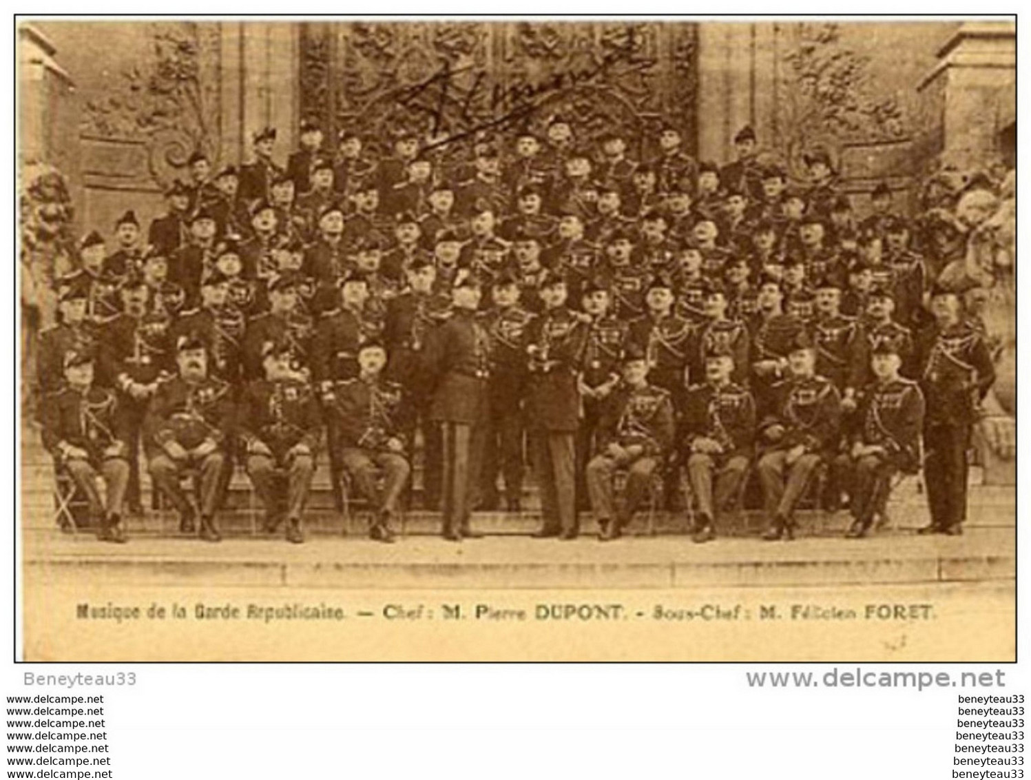 CPA (Réf. P233)  Musique De La Garde Républicaine - Chef :M. Pierre DUPONT. - Sous-Chef :M. Félicien FORET - Musique