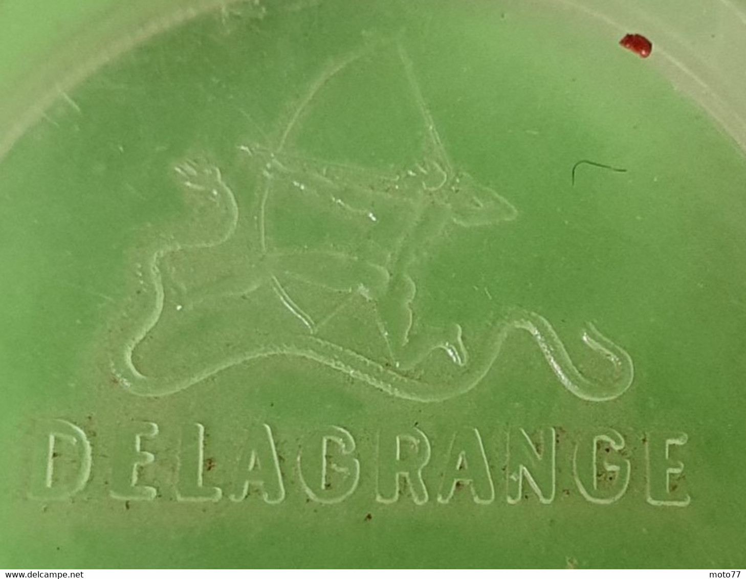 Ancienne Boite Plastique Ovale - Médicament DELAGRANGE - Tireur Arc Serpent - Publicité Médicale Laboratoire - Vers 1960 - Boîtes