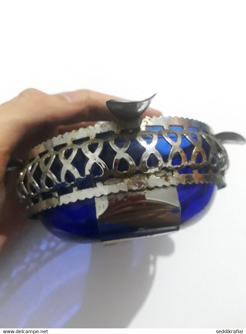 Vintage Elegant Glass Bohemian Cobalt Blue Cut Crystal Smoker Cigarette Ashtray - Vetro