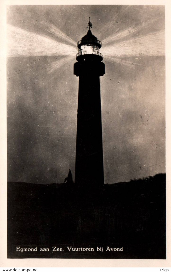 Egmond Aan Zee - Vuurtoren Bij Avond - Egmond Aan Zee