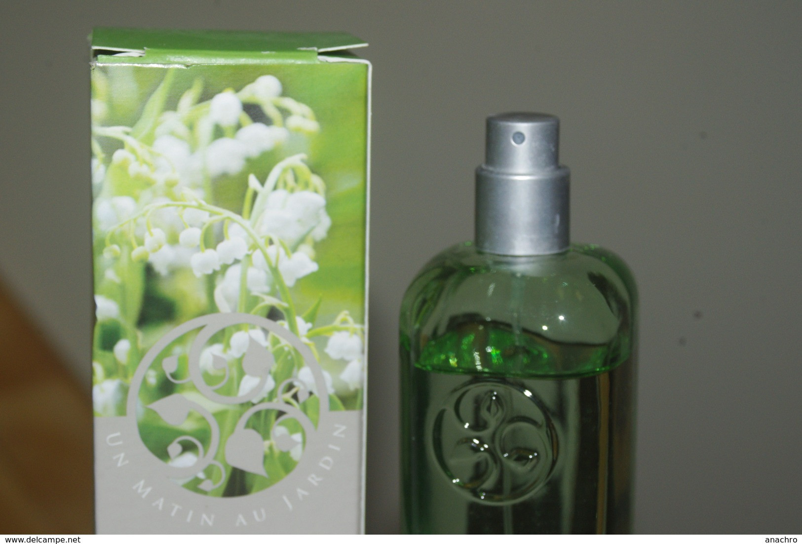 PARFUM EAU DE TOILETTE " MUGUET En Fleurs "  Yves ROCHER 100 Ml VAPORISATEUR Plein à 90% - Femme