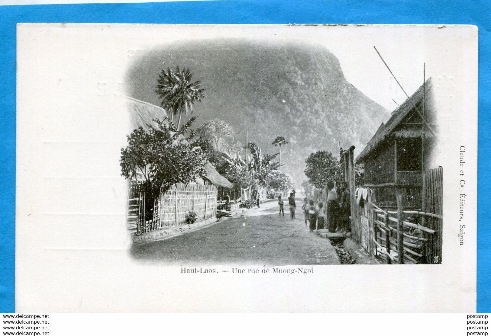 Haut LAOS- Indochine  Française*une Rue Animée De Muong -Ngoi  -beau Plan-années 1900  édition  Claude - Laos