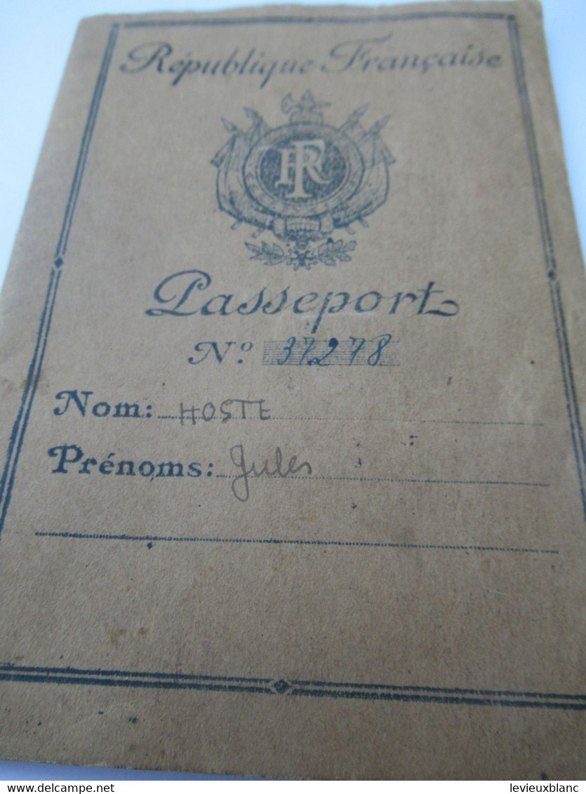 Passeport Ancien / RONCQ/ Nord /  Jules HOSTE / Aide Garnisseur/Préfecture Du NORD/ 1947                 AEC216 - Other & Unclassified