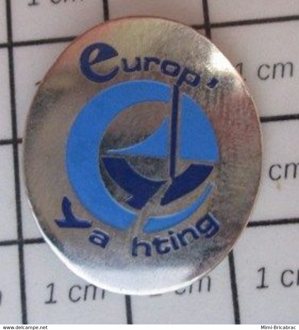 2122 Pin's Pins / Beau Et Rare / THEME : SPORTS / BATEAU VOILE EUROP' YACHTING - Vela