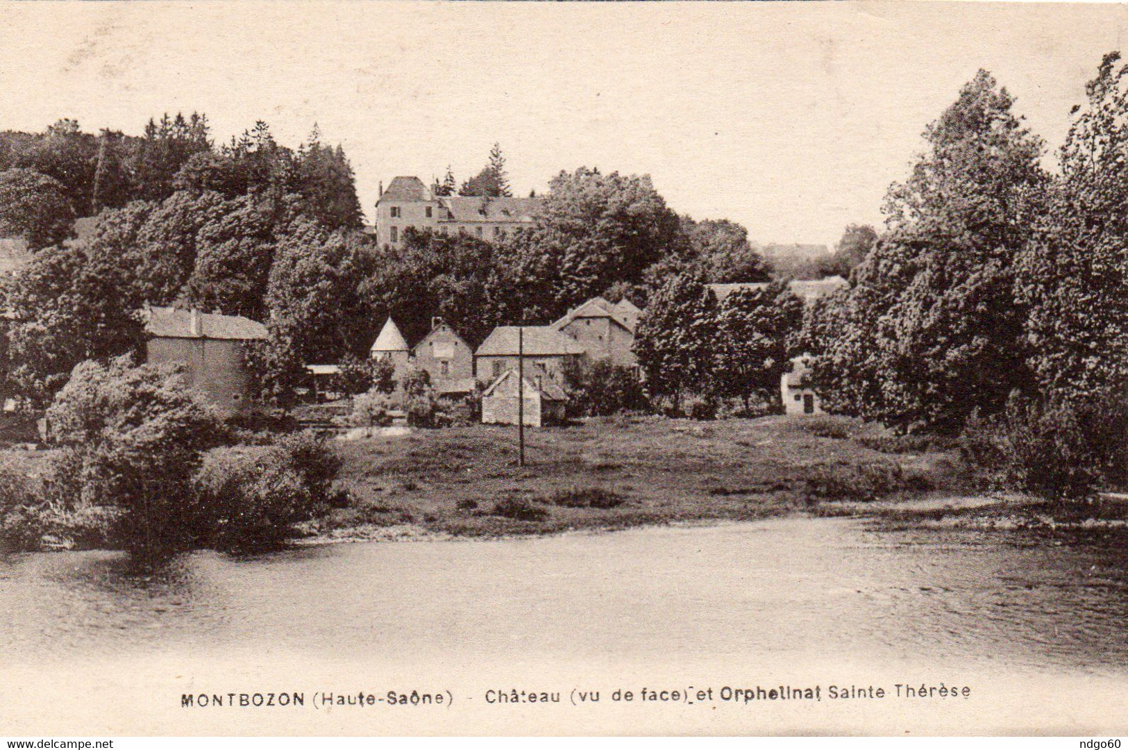 Montbozon - Château (vu De Face) Et Orphelinat Sainte Thérèse - Montbozon