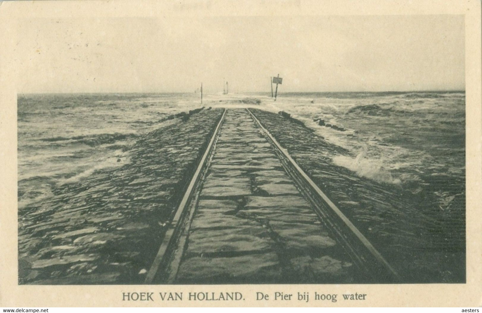 Hoek Van Holland 1929; De Pier Bij Hoog Water - Gelopen. (A.C. Goldschmeding - (Hoek Van Holland) - Hoek Van Holland