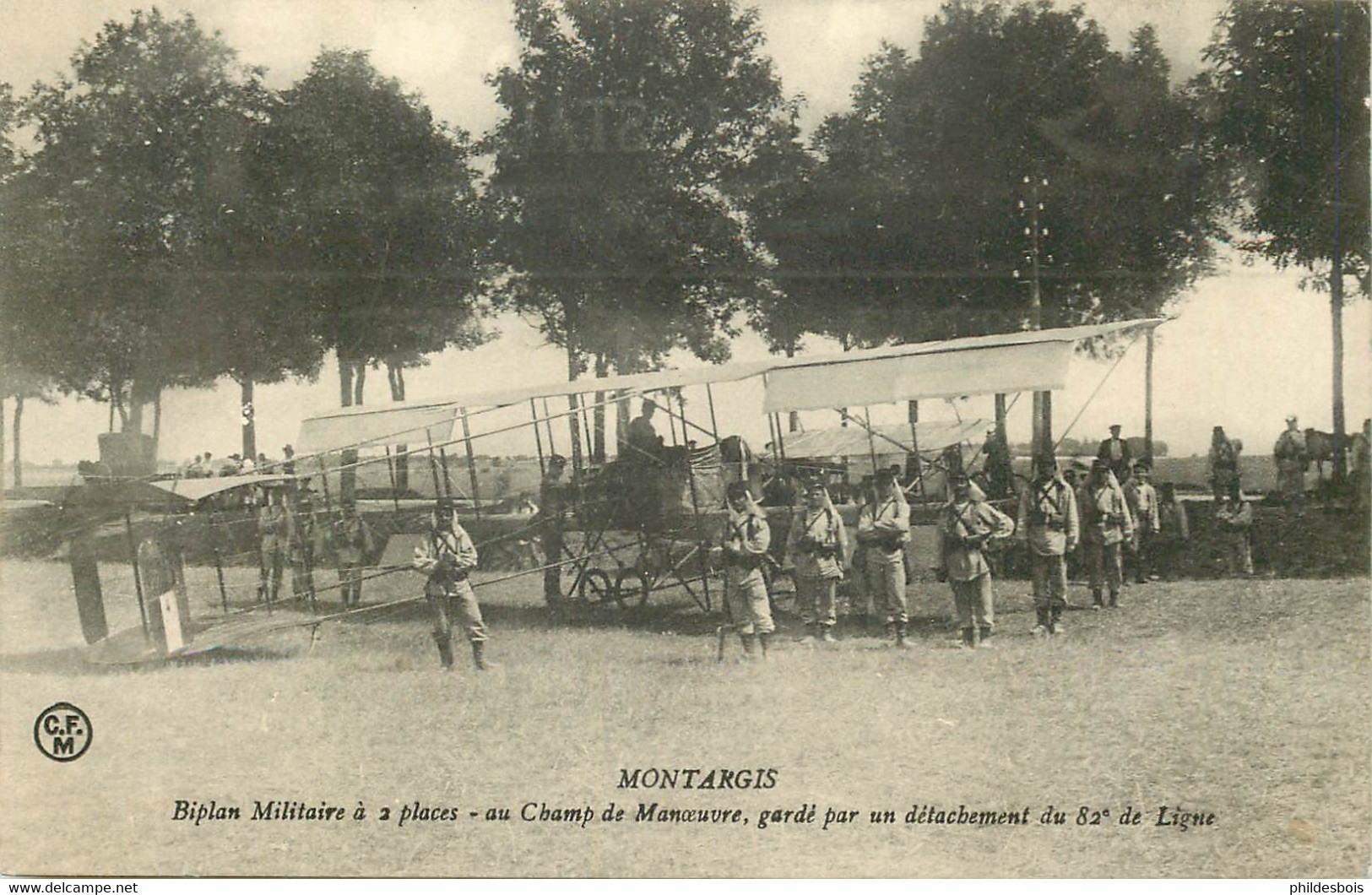 AVIATION  MONTARGIS  Biplan Militaire A 2 Places Au Champ De Manoeuvres - ....-1914: Voorlopers