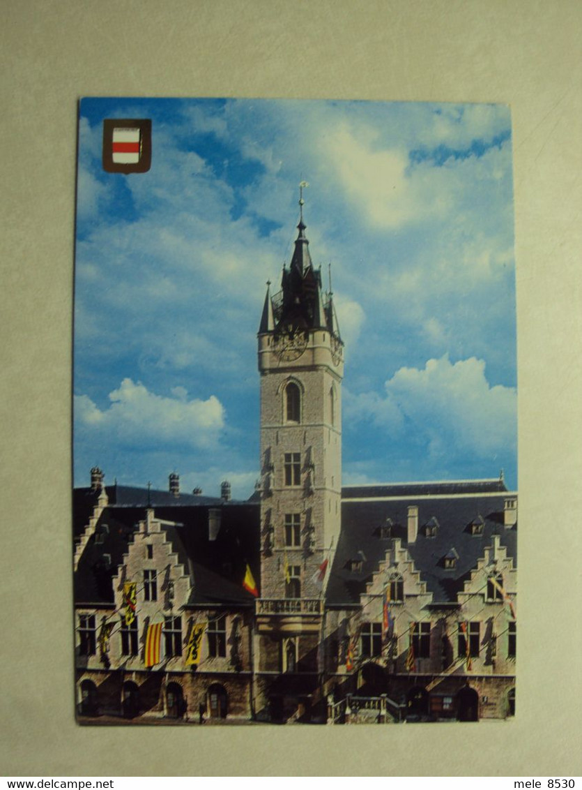 46767 - DENDERMONDE - STADHUIS - OUDE LAKENHALLE MET BELFORT - ZIE 2 FOTO'S - Dendermonde