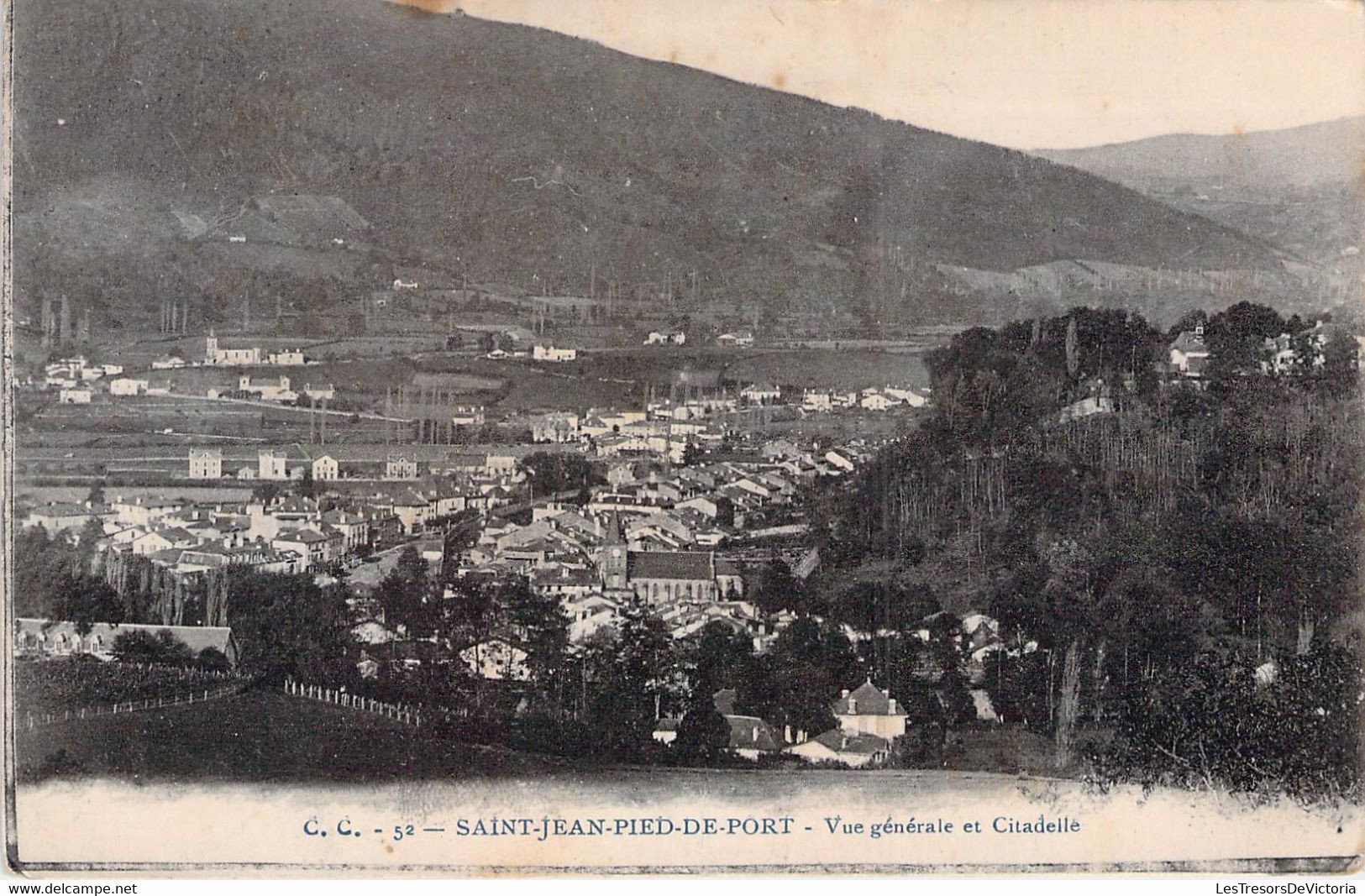 CPA - 64 - Saint Jean Pied De Port - Vue Générale Et La Citadelle - Saint Jean Pied De Port