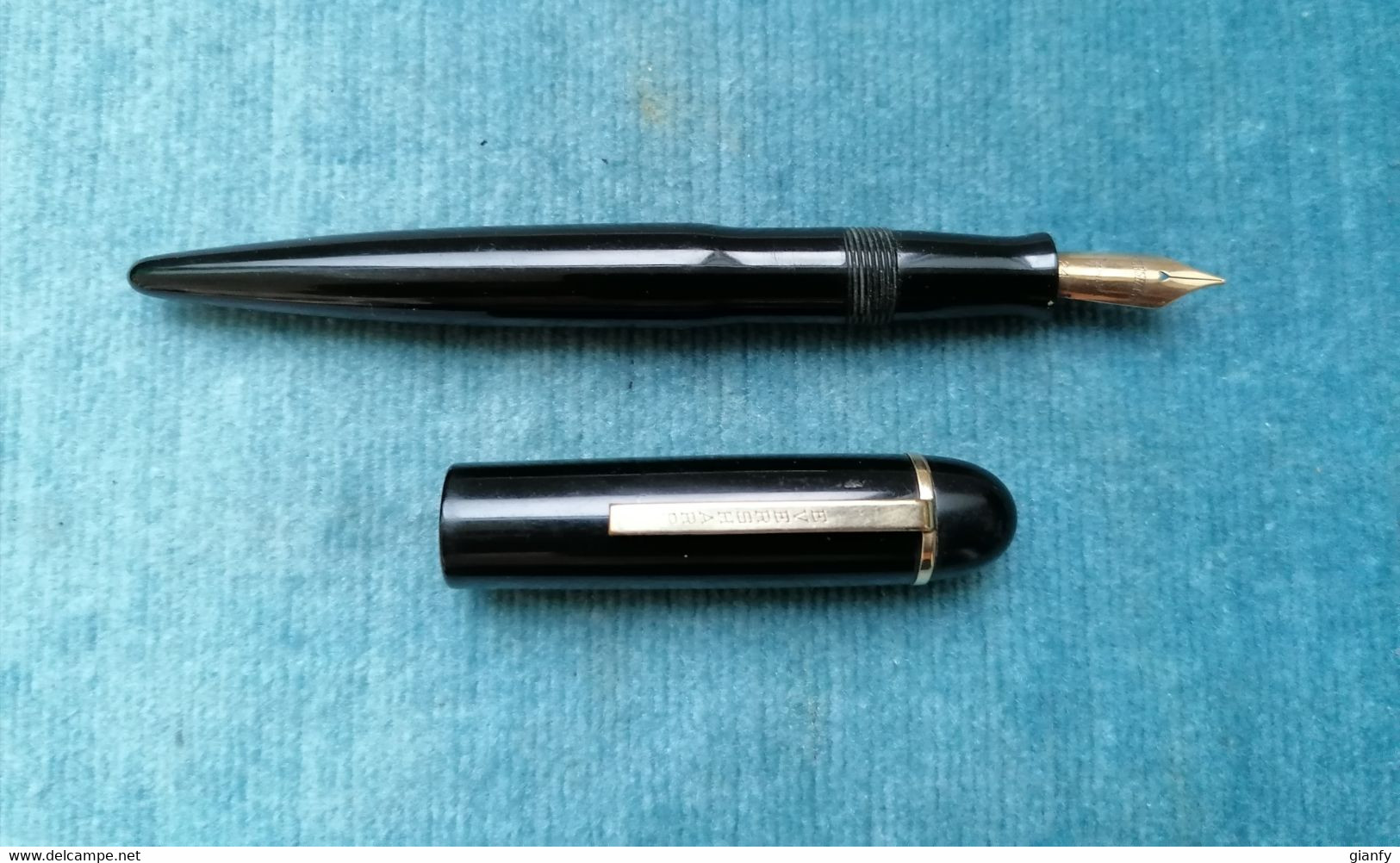 PENNA STILOGRAFICA EVERSHARP SKYLINE STREAMLINER BLACK 1948 VINTAGE FOUNTAIN PEN - Stylos