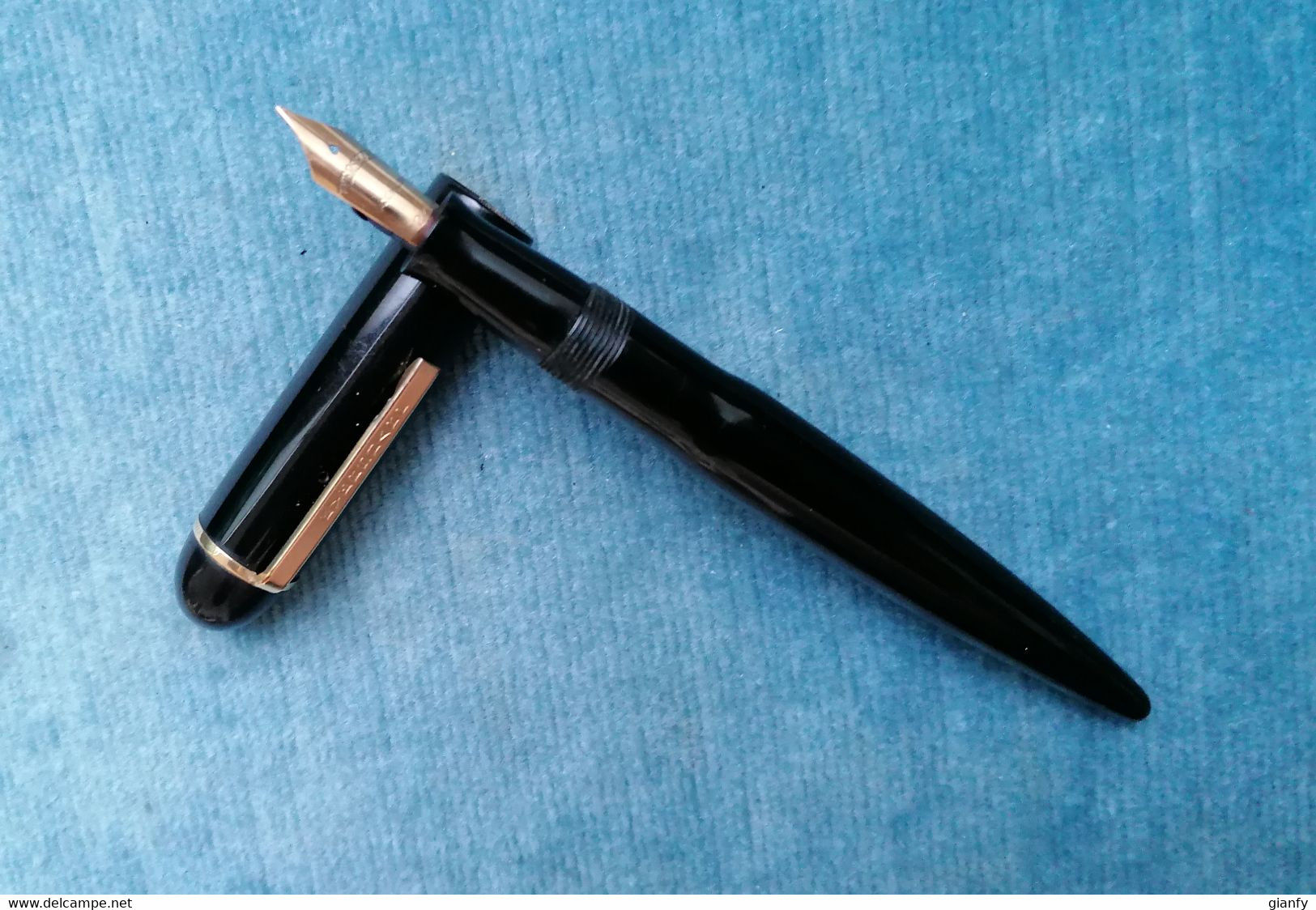 PENNA STILOGRAFICA EVERSHARP SKYLINE STREAMLINER BLACK 1948 VINTAGE FOUNTAIN PEN - Stylos