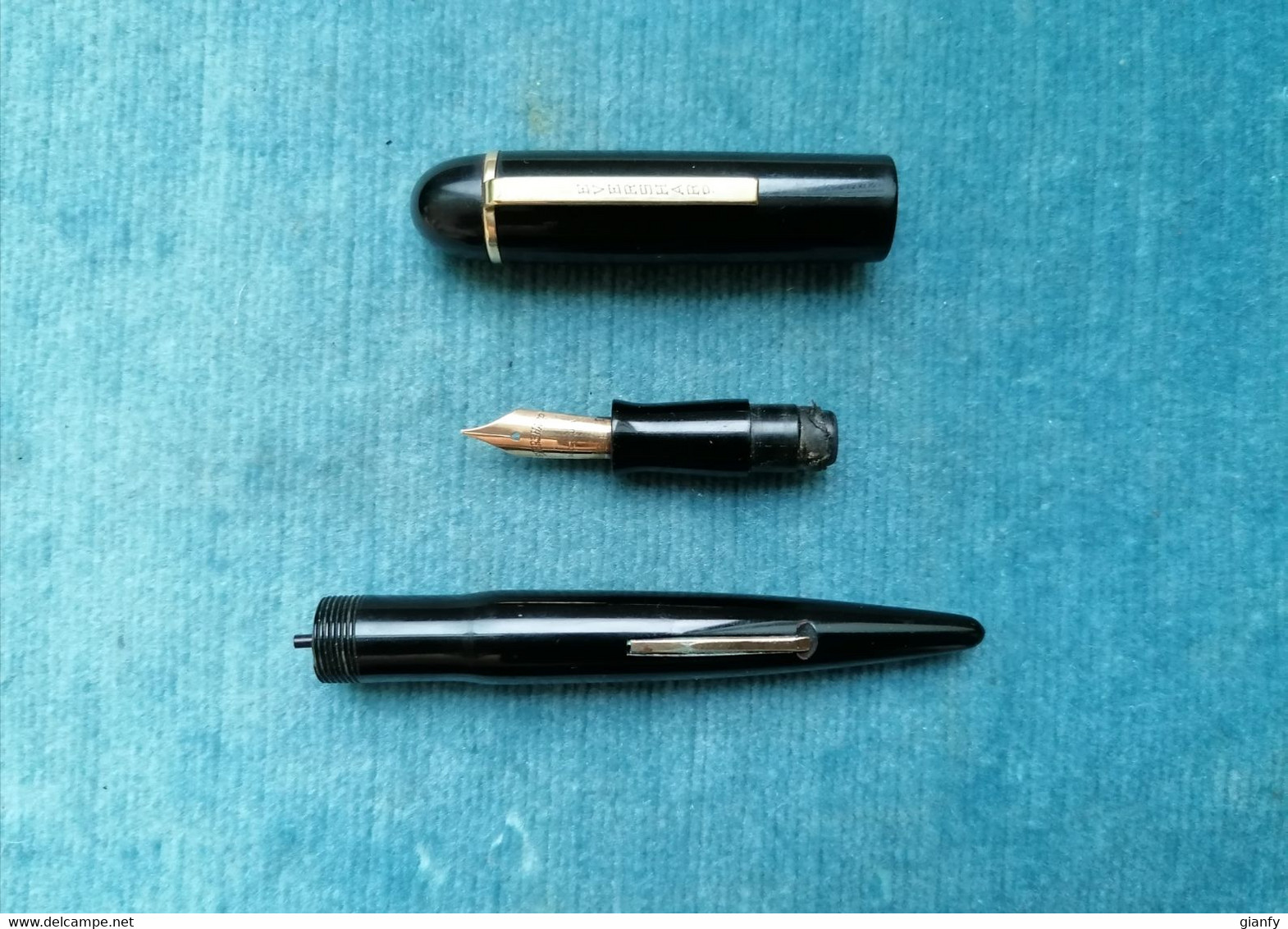 PENNA STILOGRAFICA EVERSHARP SKYLINE STREAMLINER BLACK 1948 VINTAGE FOUNTAIN PEN - Stylos