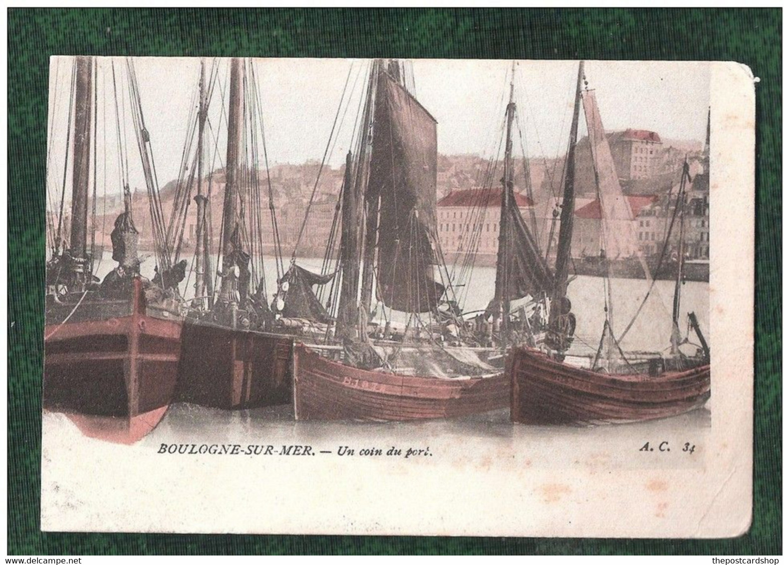 CPA 62 BOULOGNE SUR MER Un Coin Du Port - Boulogne Sur Mer