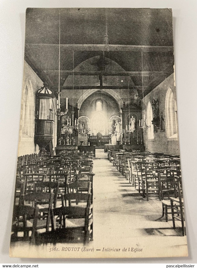 CPA - 27 - ROUTOT - Intérieur De L'Eglise - Routot