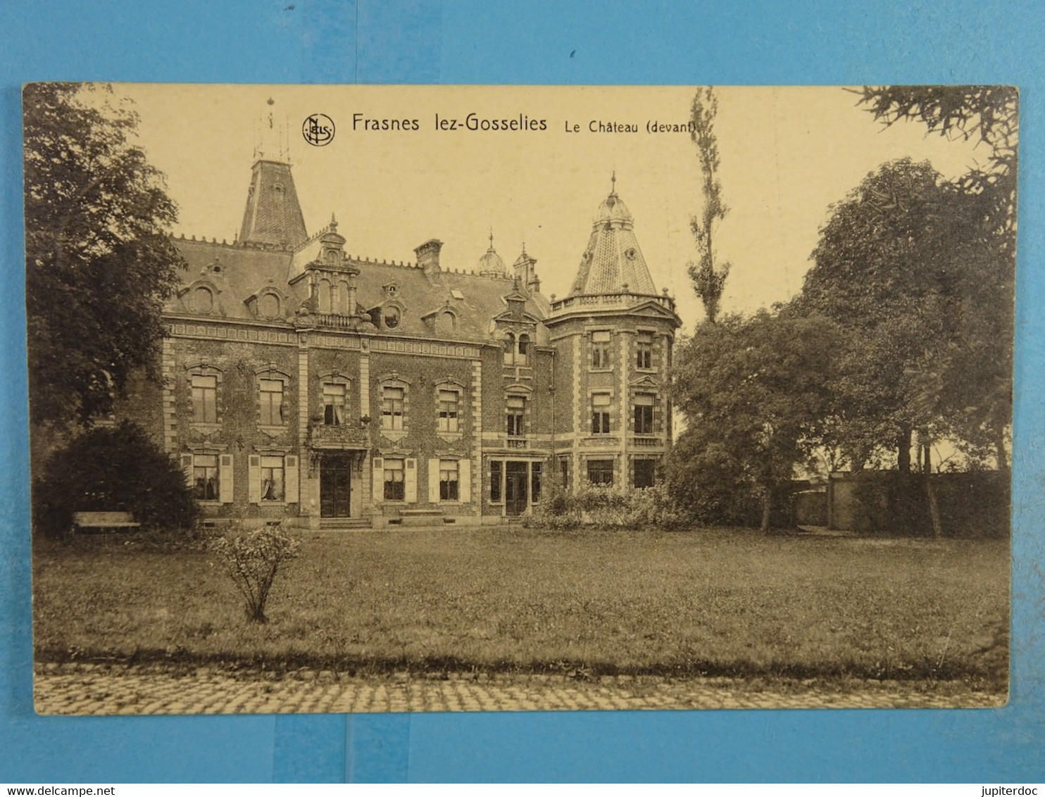 Frasnes-lez-Gosselies Le Château (devant) - Les Bons Villers