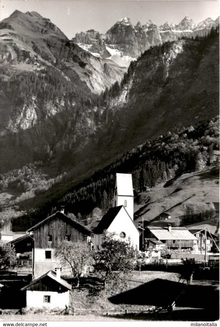 Elm Mit Tschingelhorngruppe Und Bergsturzwand V. Anno 1881 (41) - Elm