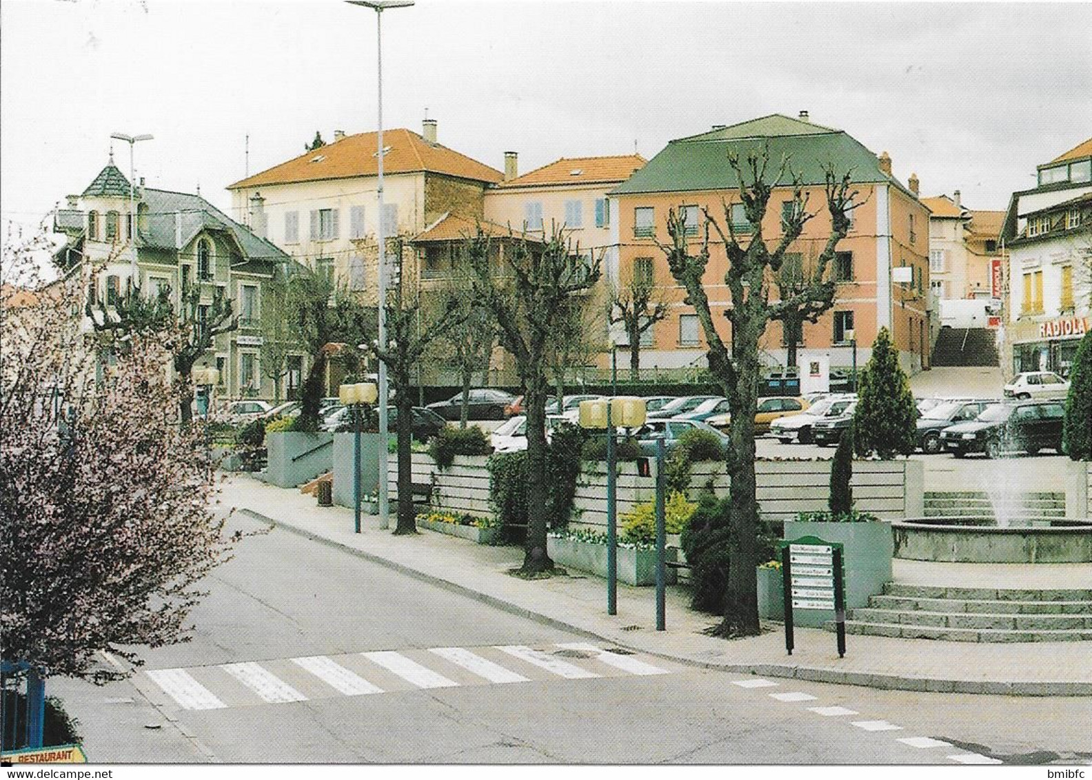 Fête du MILLÉNAIRE - COURS LA VILLE (69) 30 juin-1er et 2 juillet 2000 -  Pochette de 6 cartes postales souvenir