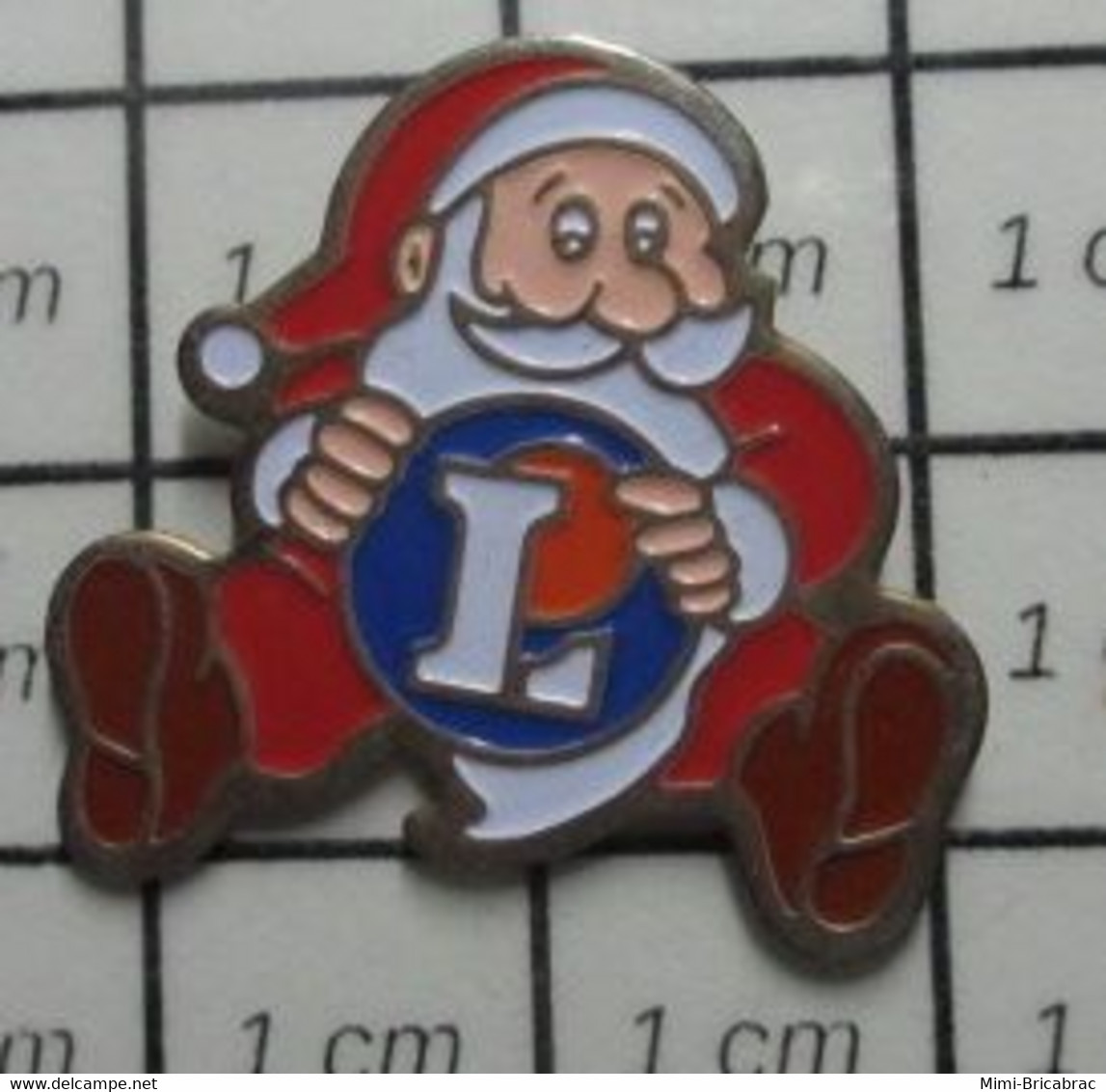 2322 Pin's Pins / Beau Et Rare / THEME : NOEL / PERE NOEL MAGASIN LECLERC - Kerstmis